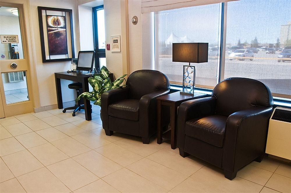 Days Inn & Suites By Wyndham Sault Ste. Marie On Eksteriør bilde