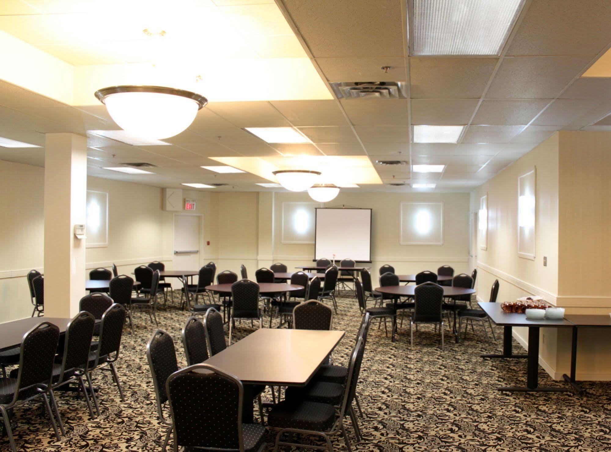 Days Inn & Suites By Wyndham Sault Ste. Marie On Business bilde